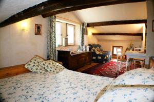 B&B / Chambres d'hotes Le Mas De La Cigale Bleue, Caumont Sur Durance : photos des chambres