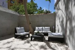 GregBnb - Studio Terrasse - PARKING INCLUS - CLIMATISÉ - 15min Gare - 土伦