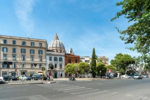 Vatican Stemar Apartment