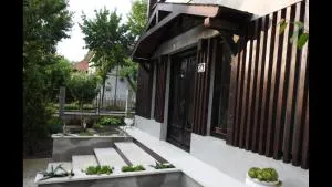 Vila Hera - 南埃福列