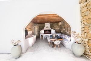 Stunning Villa 4BR in Mykonos Myconos Greece