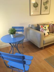 Lakeside View 2, Perton Village