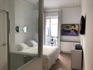 Appartements Luxe Apartment 165m2 8pers Victor Hugo trocadero foch Champs Elysees : photos des chambres