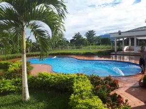 La orquídea - San Luis de Cubarral