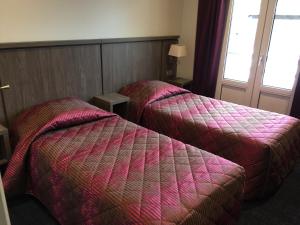 Hotels Hotel Mont-Brison : photos des chambres