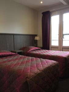 Hotels Hotel Mont-Brison : photos des chambres