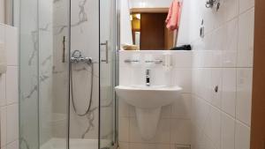 Double Room room in Hotel Four Crowns