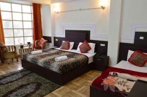 Hotel Auli D