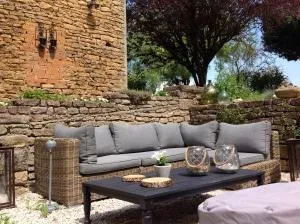 La Colline Etoilee - 圣佩雷