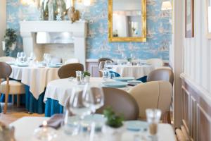 Logis Hotels Restaurant La Mere Hamard : photos des chambres