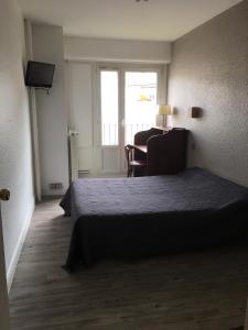 Hotels Firmhotel le 37 : Chambre Double avec Salle de Bains Privative