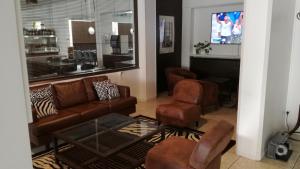 Hotels Adonis Lourdes - Notre Dame de la Sarte : photos des chambres