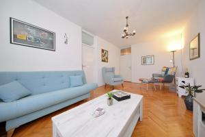 Apartman Lana in city centre with garage