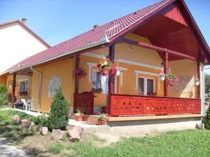 安德烈凡德格哈兹公寓 - 凯希道库什塔尼