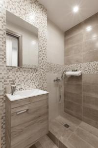 Valaoritou Studio Eleonora