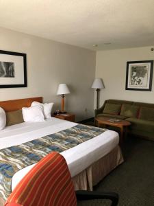 Capital Plaza Hotel - Undergoing Renovations!