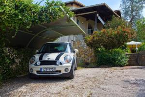 Achilles Country House