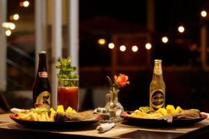 El Delfin Hotel y Restaurante