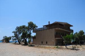 Althea Beachside Apartments Samos Greece