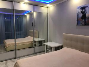 Luxe Apartment on Drahomanova