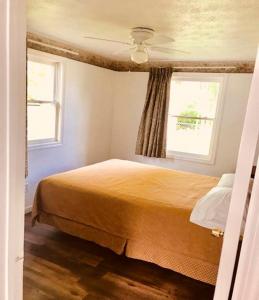 Exit 5 Resort & Condominium