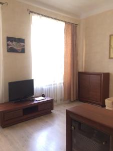 2-kh kom-ia kvartira v tsentre Odessy