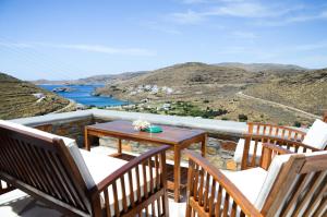 Hillside Kolona View Villa Kythnos Greece