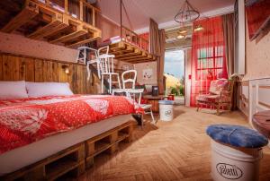 Karls Hotel ALLES PALETTI