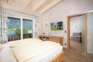 Suite with Lake View room in Gasthof St.Hubertus
