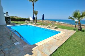 Kymmates Beach Front Villas - 4hvězdičkové hotely ve městě Pafos