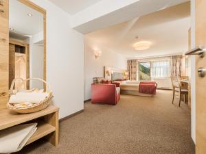 Comfort Room Deluxe with Balcony room in Hotel Gletscherblick
