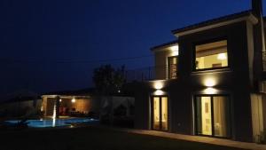 ANGIO Villas LUX Skiathos Greece