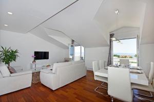 Luxury penthouse Eva