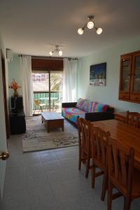 Retro Mint - Las Cigüeñas