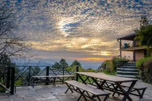 Binsar Forest Retreat - Bāgeshwar