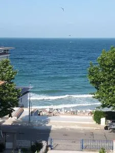 Blue House - Синята къща - Obzor