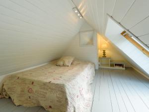 Maisons de vacances Elegant Retreat with Pool : photos des chambres