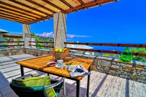 Hotel Petradi Pelion Greece