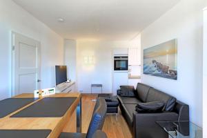 Superior Double Room with River View room in Apartment Traveblick