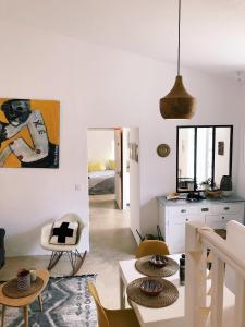 Appartements Nuits etoilees Lourmarin : photos des chambres