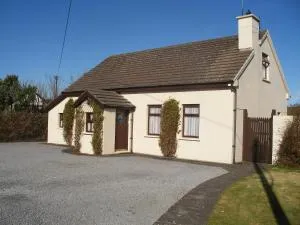 Doolin Cottage Accommodation - Tooclae