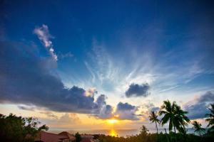 Siam Sunrise Seaview