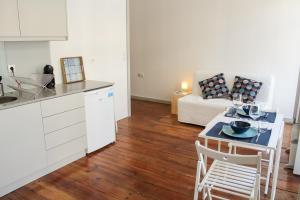 Bonjardim Flats - T1 com varanda