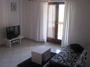 Apartment Supetarska Draga Donja 15602b