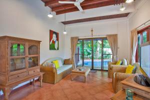 Tropical Family Retreat near Ya Nui Beach - Villa Nikkie
