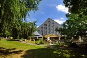 卡拉克诺斯酒店 - 康斯坦丁诺维拉兹内