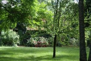 B&B / Chambres d'hotes Moulin de Champrond -Montmirail -Sarthe : photos des chambres