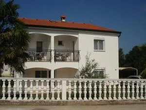 Apartmani i soba Mia Poreč - Pribetici