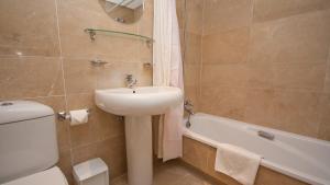 Marina de la Duquesa 225