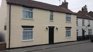 Donegal church view close to chaple st leonards - 查珀尔圣伦纳兹
